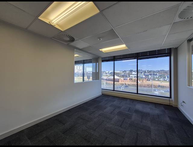 232M² OFFICE TO LET IN WAVERLEY
